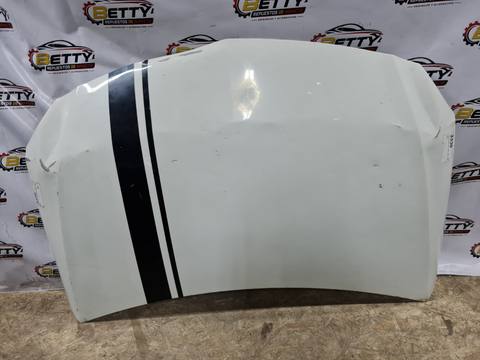 Capot Mercedes Benz A200-A220-A250 2015 en adelante usado en buen estado