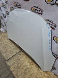 Capot Suzuki Baleno 2015, 2016, 2017, 2018, 2019, 2020, 2021 y 2022 usado en buen estado - fotografía 3