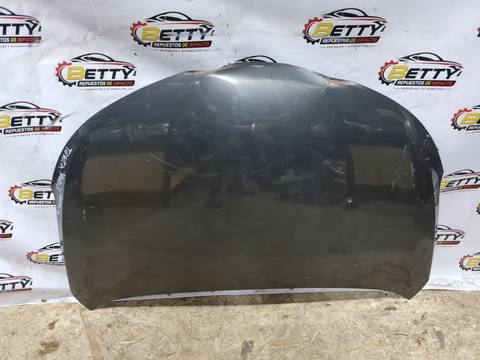 Capot Toyota yaris 2014, 2015, 2016 y 2017 usado en buen estado