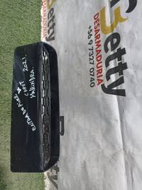 Toma de aire capot Mahindra Pick UP 2021 en adelante usado en buen estado - fotografía 2