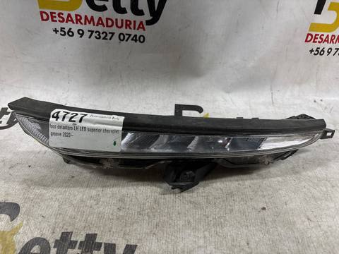 Foco delantero superior derecho Chevrolet Groove Con LED 2020, 2021, 2022, 2023, 2024 y 2025 usado en buen estado