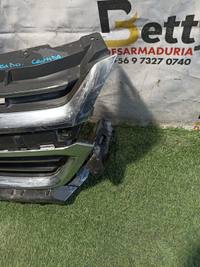 Máscara Chevrolet colorado Cromada 2018, 2019, 2020 y 2021 usado en buen estado - fotografía 3
