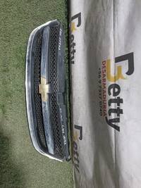 Mascara Chevrolet Optra 2006, 2007, 2008, 2009, 2010, 2011 y 2012 usado en buen estado