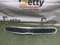 Máscara Superior Chevrolet Spark GT 2013, 2014, 2015, 2016 y 2017 usado en buen estado