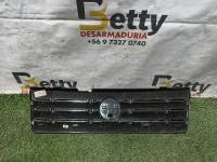Máscara Fiat uno Fiat Fiorino 2005, 2006, 2007, 2008, 2009, 2010, 2011, 2012, 2013 y 2014 usado en buen estado - fotografía 2