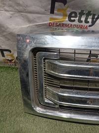 Máscara Ford F150 2013, 2014 y 2015 usado en buen estado - fotografía 3