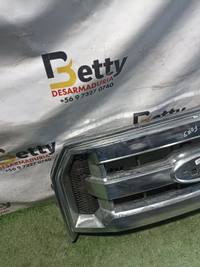 Máscara Ford F150 2016, 2017 y 2018 usado en buen estado - fotografía 3