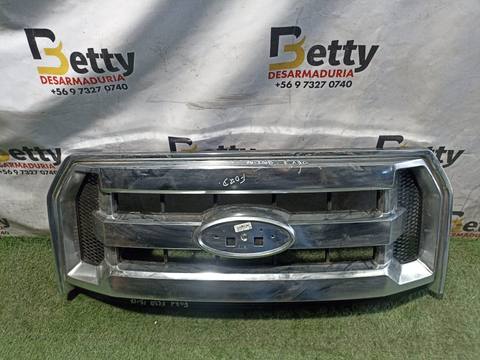 Máscara Ford F150 2016, 2017 y 2018 usado en buen estado