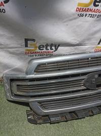 Máscara Ford f150 2019, 2020 y 2021 usado en buen estado - fotografía 3