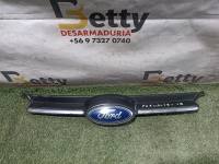 Máscara Ford Focus 2012, 2013, 2014 y 2015 usado en buen estado