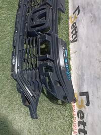 Máscara Honda city 2018, 2019 y 2020 usado en buen estado - fotografía 2