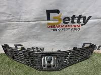 Máscara Honda Fit 2009 en adelante usado en buen estado - fotografía 2