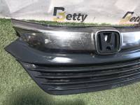 Mascara Honda HRV 2019, 2020, 2021 y 2022 usado en buen estado - fotografía 3