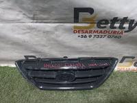 Máscara Hyundai elantra 2003, 2004, 2005 y 2006 usado en buen estado