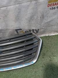 Mascara Hyundai Grand Santa Fe 2017, 2018 y 2019 usado en buen estado - fotografía 2