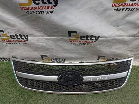 Mascara Hyundai H1 2007, 2008, 2009, 2010, 2011, 2012, 2013, 2014 y 2015 usado en buen estado