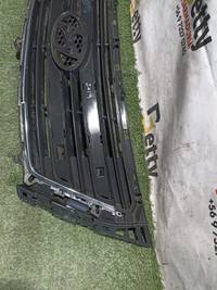 Mascara Hyundai H1 2016, 2017 y 2018 usado en buen estado - fotografía 2