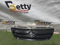 Máscara Hyundai Santa Fe 2007, 2008 y 2009 usado en buen estado - fotografía 2