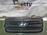 Máscara Hyundai Santa Fe 2006, 2007 y 2008 usado en buen estado