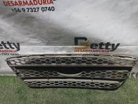 Máscara Hyundai Santa Fe 2006, 2007 y 2008 usado en buen estado - fotografía 2