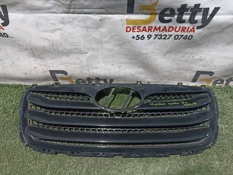 Mascara Hyundai Santa Fe 2009, 2010, 2011 y 2012 usado en buen estado