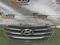 Máscara Hyundai Santa Fe 2016, 2017 y 2018 usado en buen estado