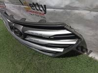 Máscara Hyundai Santa Fe 2016, 2017 y 2018 usado en buen estado - fotografía 3