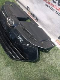 Máscara Hyundai Tucson 2012, 2013, 2014 y 2015 usado en buen estado - fotografía 2