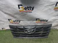 Mascara Hyundai Tucson 2021, 2022, 2023 y 2024 usado en buen estado