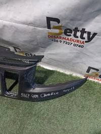 Mascara Jeep Gran cherokee 2013, 2014, 2015 y 2016 usado en buen estado - fotografía 2