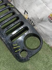 Mascara Jeep wrangler 2007, 2008, 2009, 2010, 2011, 2012, 2013, 2014, 2015, 2016, 2017 y 2018 usado en buen estado - fotografía 2