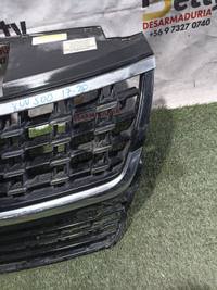 Máscara Mahindra xuv 500 2020, 2021, 2022, 2023 y 2024 usado en buen estado - fotografía 2
