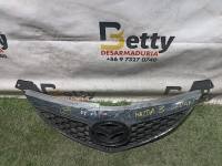 Máscara Mazda Sedan 3 2002, 2003, 2004, 2005, 2006, 2007, 2008 y 2009 usado en buen estado