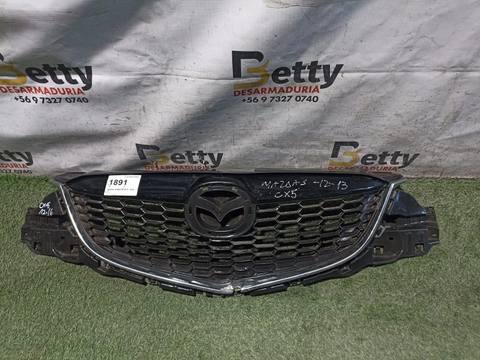 Mascara Mazda CX5 2012, 2013 y 2014 usado en buen estado