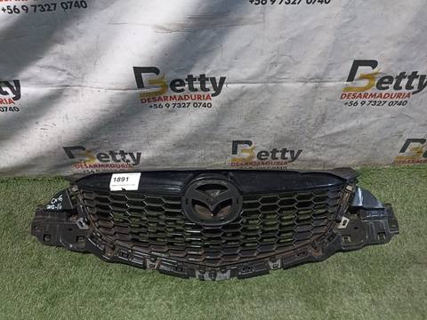 Mascara Mazda CX5 2012, 2013 y 2014 usado en buen estado