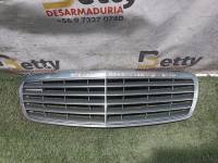 Mascara Mercedes Benz w211 2003, 2004, 2005, 2006, 2007, 2008 y 2009 usado en buen estado