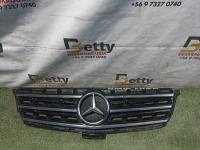 Mascara Mercedes Benz ML 250 / ML 350 / ML 500 W166 2012, 2013, 2014 y 2015 usado en buen estado