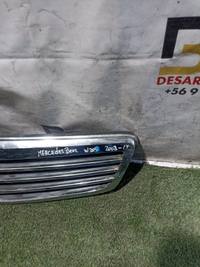 Mascara Mercedes Benz W204 2008, 2009, 2010, 2011, 2012 y 2013 usado en buen estado - fotografía 2