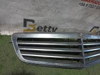 Máscara Mercedes Benz Clace C W204 2008, 2009, 2010 y 2011 usado en buen estado - fotografía 3