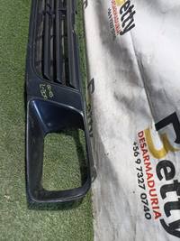 Máscara Mitsubishi L200 1999, 2000, 2001, 2002 y 2003 usado en buen estado - fotografía 2