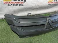 Máscara Mitsubishi l200 2020, 2021, 2022, 2023, 2024 y 2025 usado en buen estado - fotografía 3