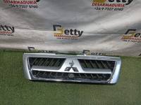 Máscara Mitsubishi Montero 2003 en adelante nuevo original