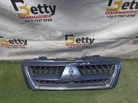 Mascara Mitsubishi Montero 2003, 2004, 2005, 2006, 2007 y 2008 usado en buen estado
