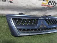 Mascara Mitsubishi Montero 2003, 2004, 2005, 2006, 2007 y 2008 usado en buen estado - fotografía 3