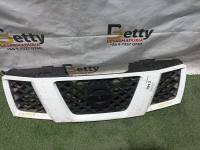 Mascara Nissan Navara 2008, 2009, 2010, 2011, 2012, 2013, 2014 y 2015 usado en buen estado
