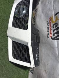 Máscara Nissan Navara 2008, 2009, 2010, 2011, 2012, 2013, 2014 y 2015 usado en buen estado - fotografía 2