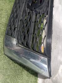 Máscara Nissan Navara 2021, 2022, 2023, 2024, 2025 y 2026 usado en buen estado - fotografía 2