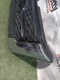Máscara Nissan Navara 2021, 2022, 2023, 2024, 2025 y 2026 usado en buen estado - fotografía 2
