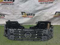 Mascara Nissan NP300 NP 300 2015, 2016, 2017, 2018, 2019 y 2020 usado en buen estado - fotografía 5