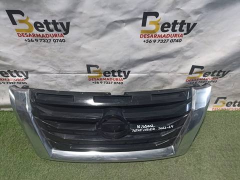 Mascara Nissan Pathfinder 2022, 2023, 2024, 2025, 2026 y 2027 usado en buen estado